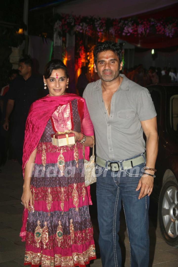 Suniel Shetty with wife grace Sanjay Dutt's Mata Ki Chowki in Bandra