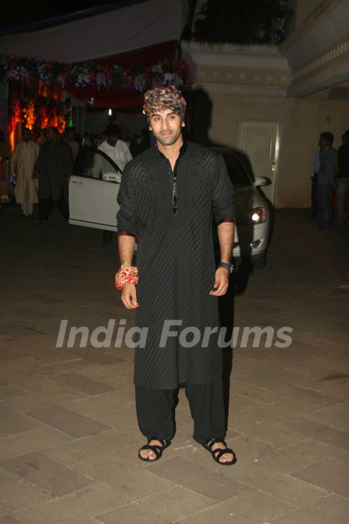 Ranbir Kapoor grace Sanjay Dutt's Mata Ki Chowki in Bandra