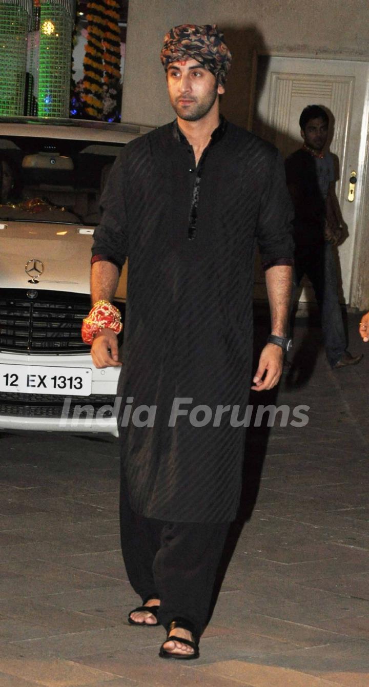 Ranbir Kapoor grace Sanjay Dutt's Mata Ki Chowki in Bandra