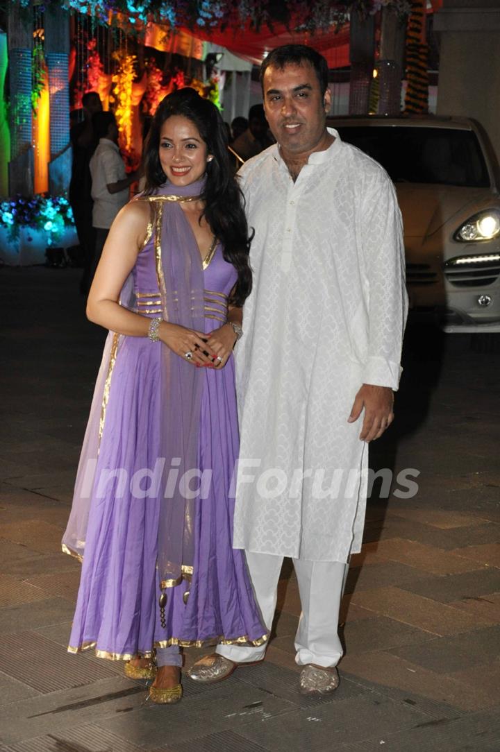 Vidya Malvade grace Sanjay Dutt's Mata Ki Chowki in Bandra