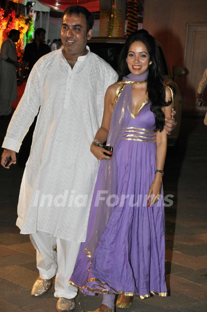 Vidya Malvade grace Sanjay Dutt's Mata Ki Chowki in Bandra