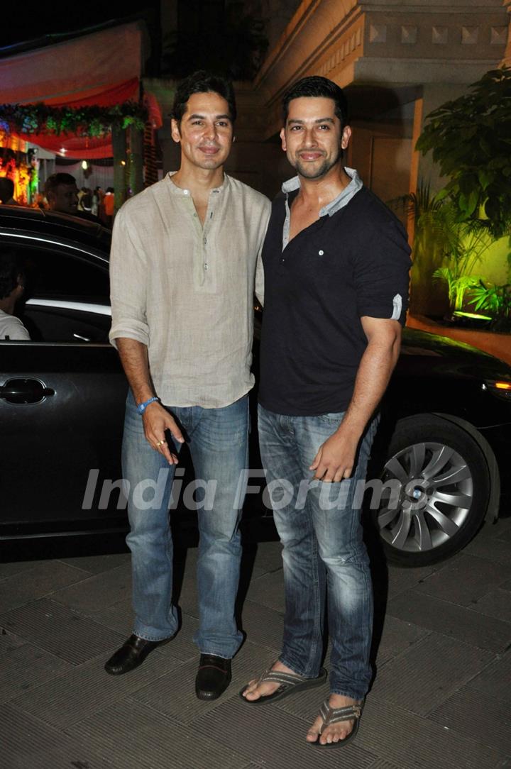 Aftab and Dino grace Sanjay Dutt's Mata Ki Chowki in Bandra