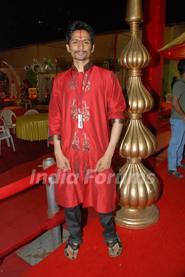 Celebs at Sarbojanik Shree Shree Durga Puja Committee 2011