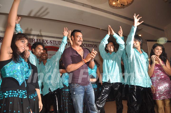 Ajay Devgan felicitated by Ex Mithibai College association headed by Krishna Hegde