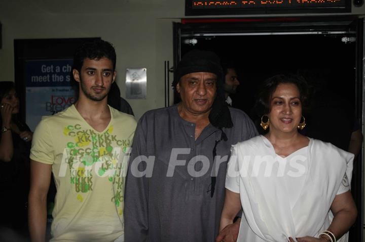 Ranjeet at Premiere of movie 'Love Breakups Zindagi' at PVR