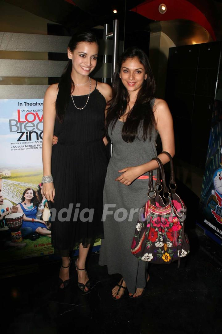 Dia Mirza at Premiere of movie 'Love Breakups Zindagi' at PVR