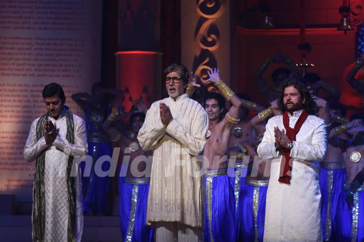 Amitabh Bachchan, Aadesh Shrivastava performs during the launch of album 'Shri Hanuman Chalisa'