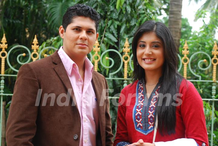 Dr. Nidhi with Dr. Ranganth in tv show Kuch Toh Log Kahenge