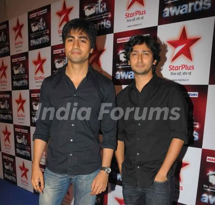 Harshad Chopra and Kunal Kapoor in ITA Awards 2011