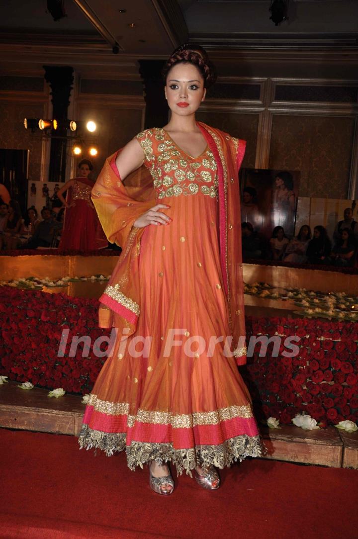 Model walks the ramp for Maheka Mirpuri's Show