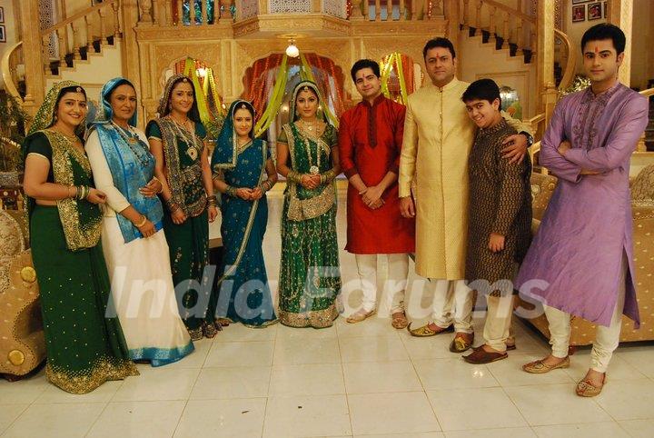 Cast of Ye Rishta Kya Kehlata Hai
