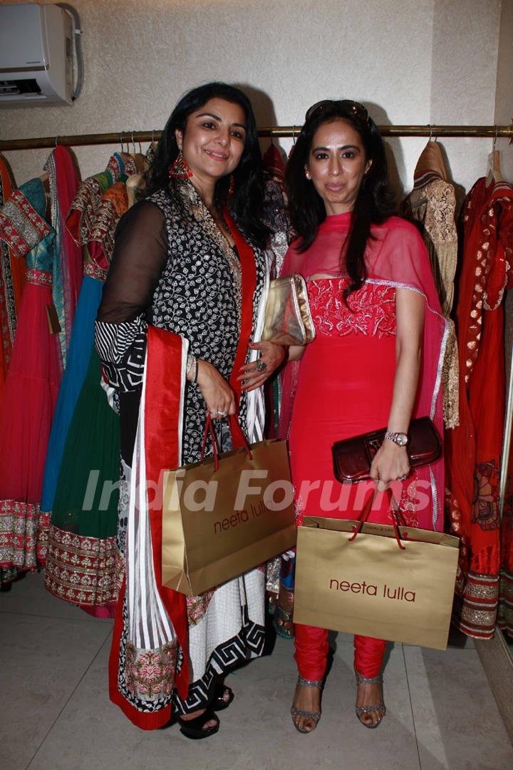 Guest at Neeta Lulla previews her latest collection in Khar