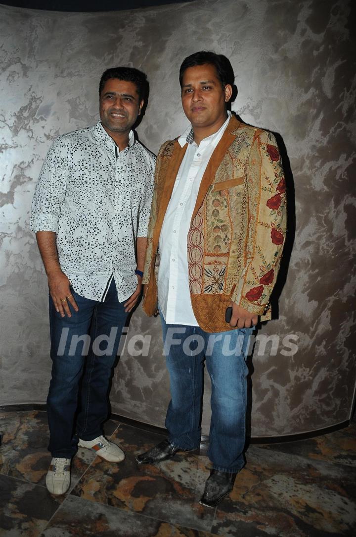 Mandeep Khurana with Vivek Sharma at Grand launch of 'CAVE' in Mumbai a Sunken Bar and Cave Houses