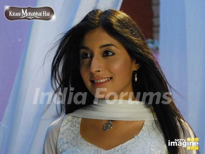 Kritika Kamra in Kitani Mohabbat Hai