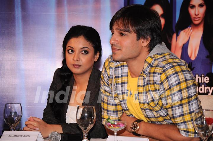 Vivek Oberoi and Tanushree Dutta at the announcement of Country Club's New Year 2012 Press Meet