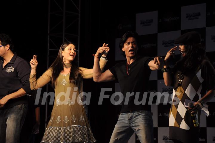 Shah Rukh Khan and Kareena Kapoor at playstation press meet at Inorbit Mall