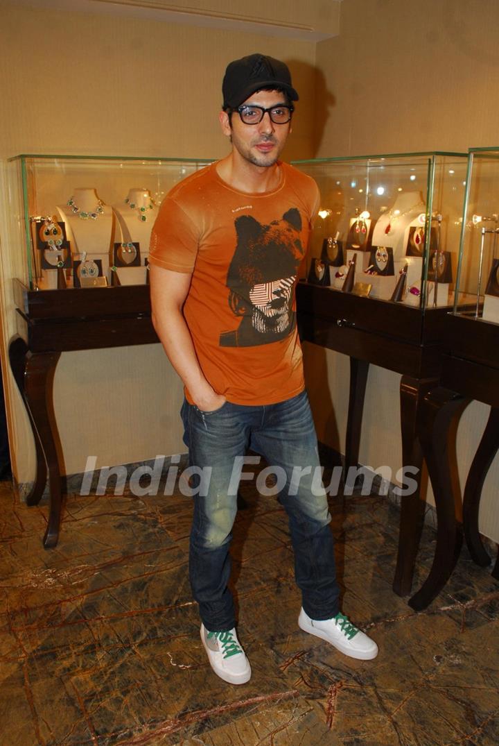 Zayed Khan unviels Farah Ali Khan latest festive collection