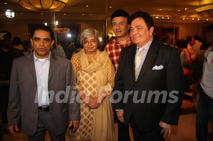 Rishi Kapoor, Anu Malik at Firoz Nadiadwala organised event to support Anhad NGO at JW Marriott