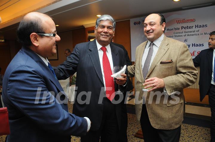 Mr. Mudit Jain, Mr. Vijay Kalantri with Mr. Nitin Kasliwal