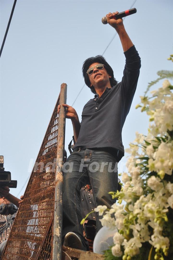 Shah Rukh Khan greets fans on his 46th birthday in Mumbai