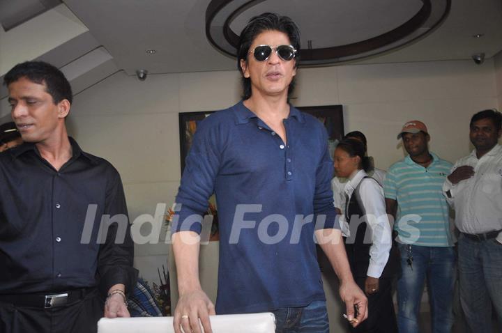 Bollywood actor Shah Rukh Khan celeberates his 46th birthday with media in Mumbai on November 2, 2011. .
