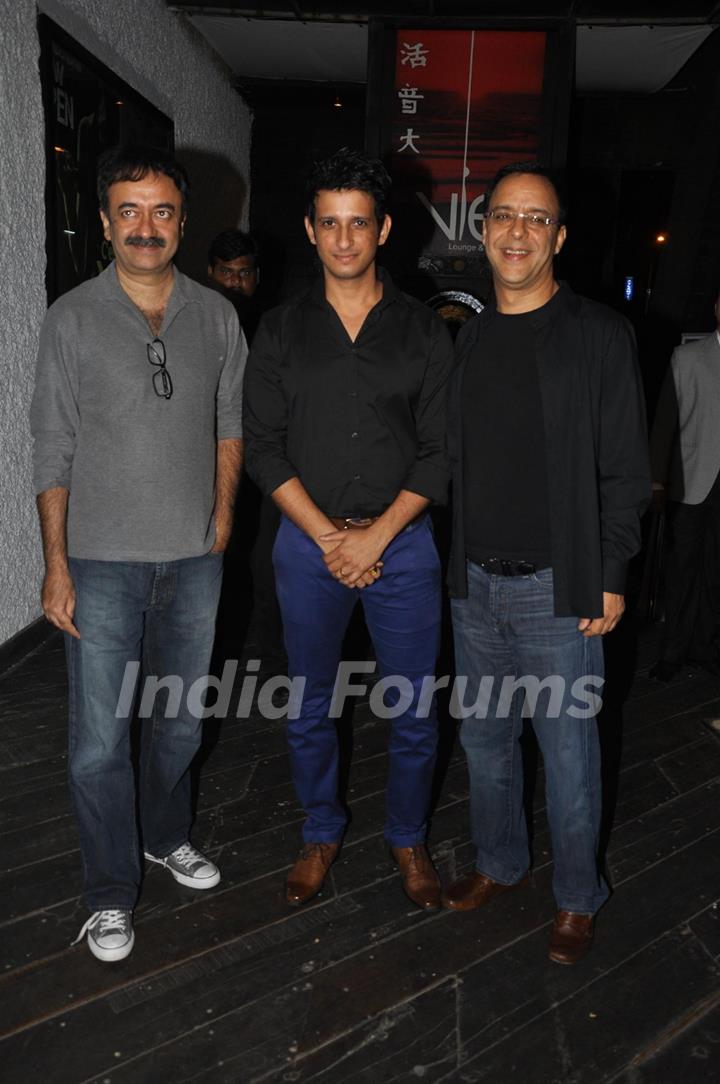 Sharman Joshi, Vidhu Vinod Chopra and Rajkumar Hirani grace the Mumbai London Advertising Forum 2011