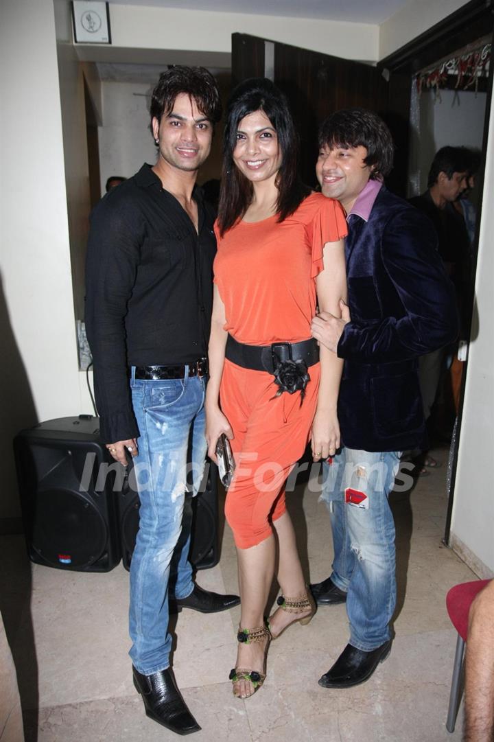 Celebs grace Kapil Sharma's Birthday Bash