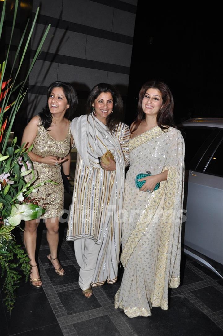 Dimple Kapadia, Twinkle Jatin Khanna grace Abu Jani and Sandeep Khosla's 25th year bash at Hyatt