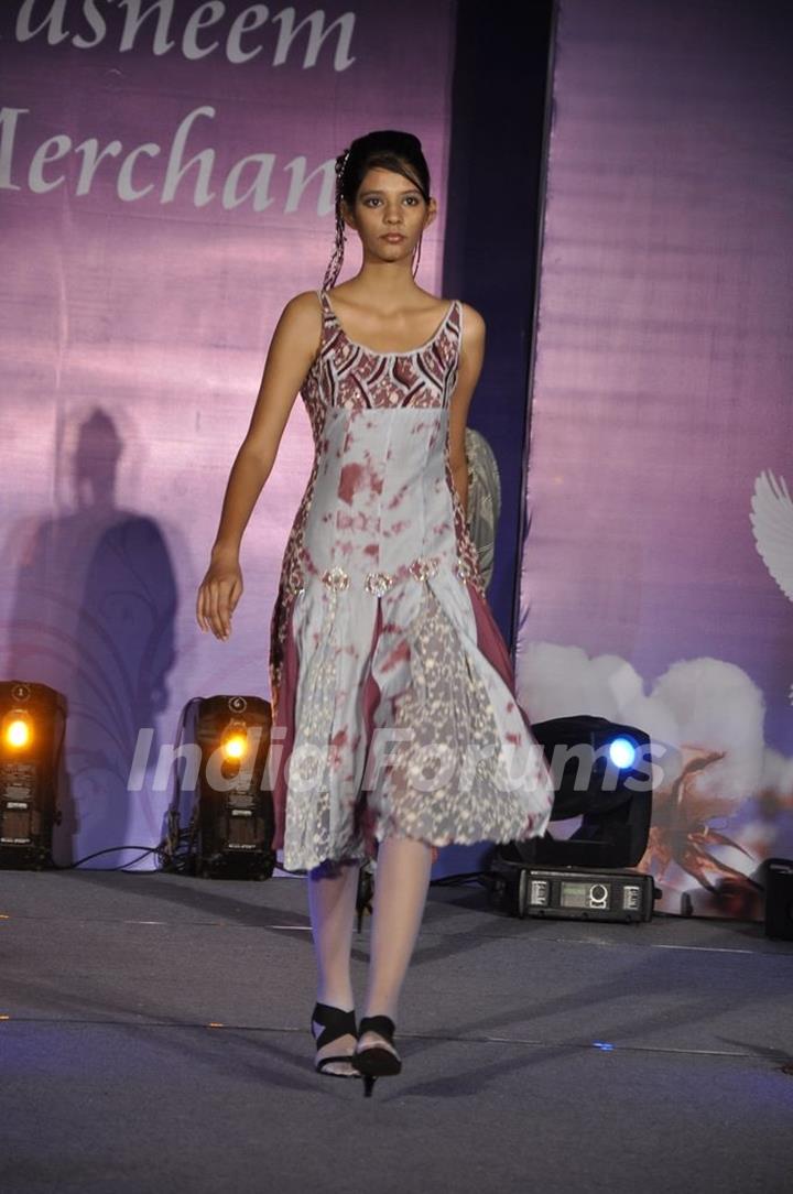 Model walks for Tasneem Merchant at World Cotton Research Conference in Renaissance, Mumbai
