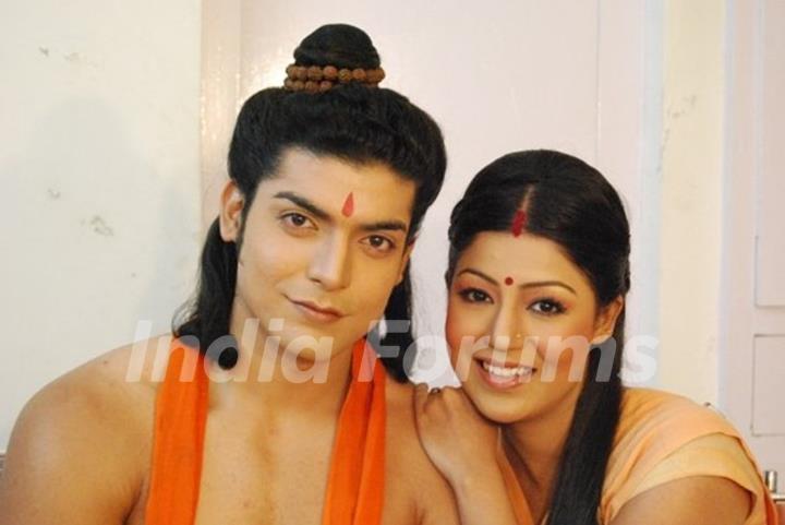 Gurmeet & Debina during shooting of Ramayan