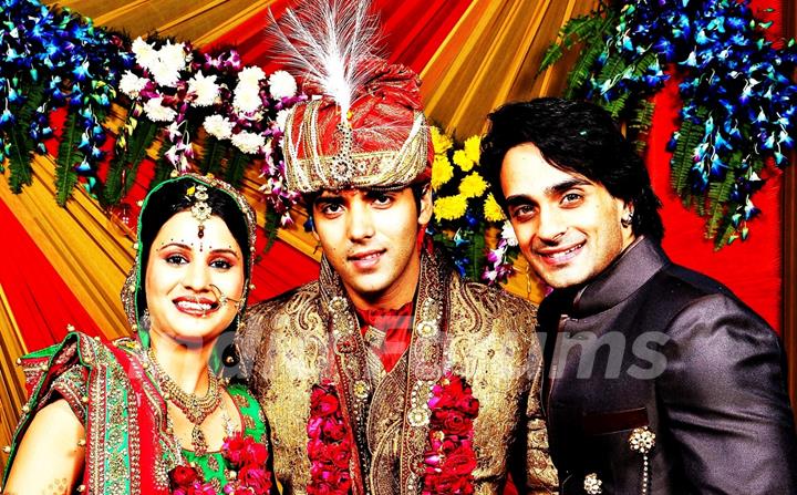 Angad Hasija with Tv actor Kinshuk Mahajan gets married to Divya Gupta in Delhi