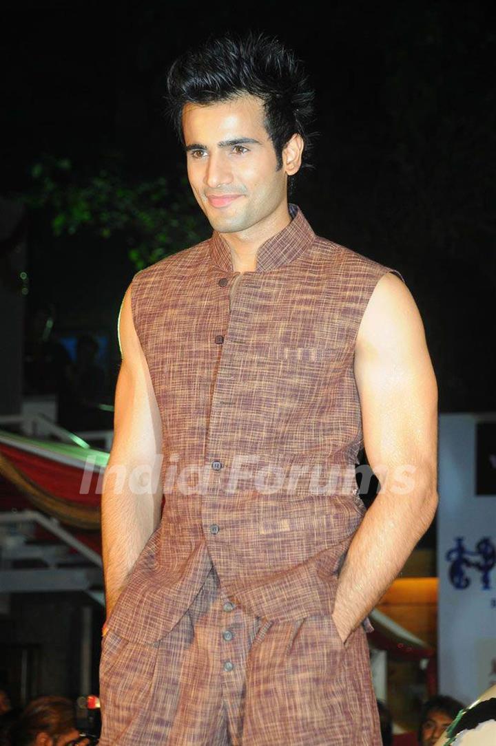 Karan walking the ramp