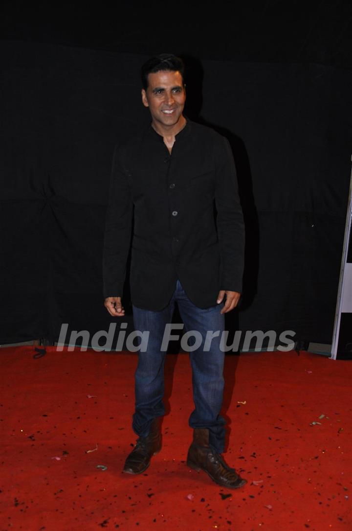 Akshay Kumar at Golden Petal Awards By Colors in Filmcity, Mumbai