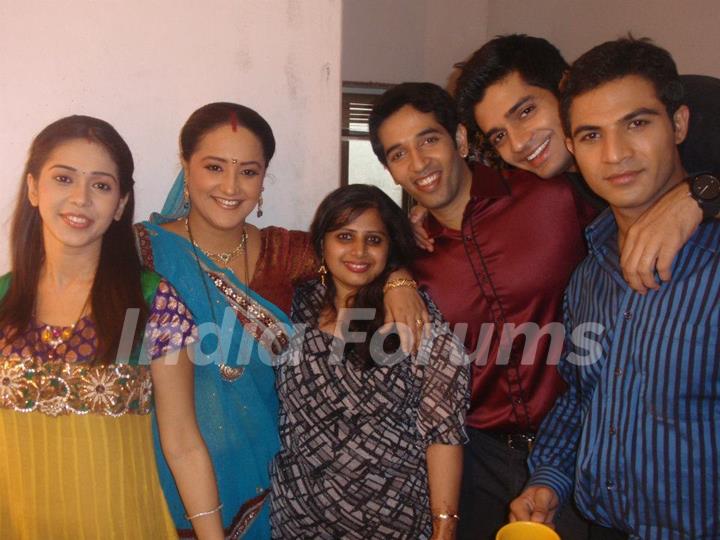 Saath Nibhana Saathiya cast