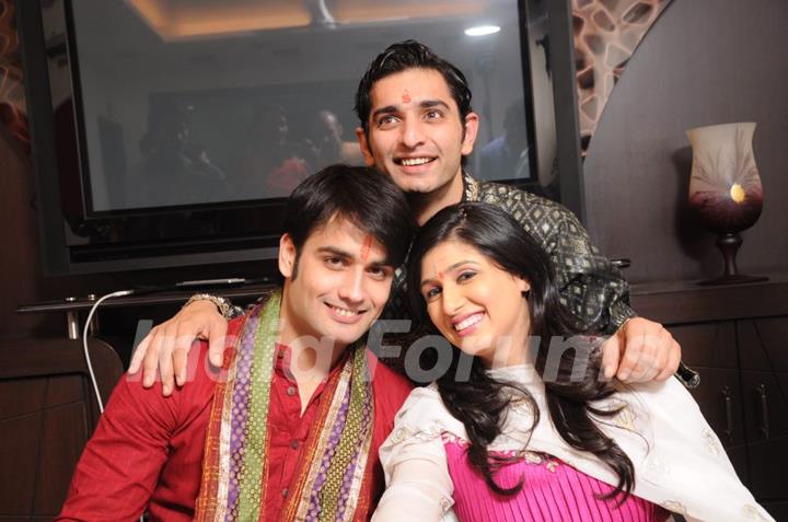 Vivian and Vahbiz with Siddharth