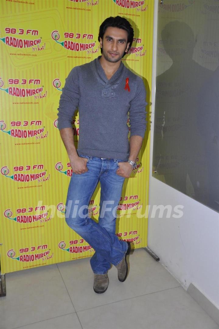 Ranveer Singh promote his film 'Ladies vs Ricky Bahl' at 98.3 FM Radio Mirchi studio