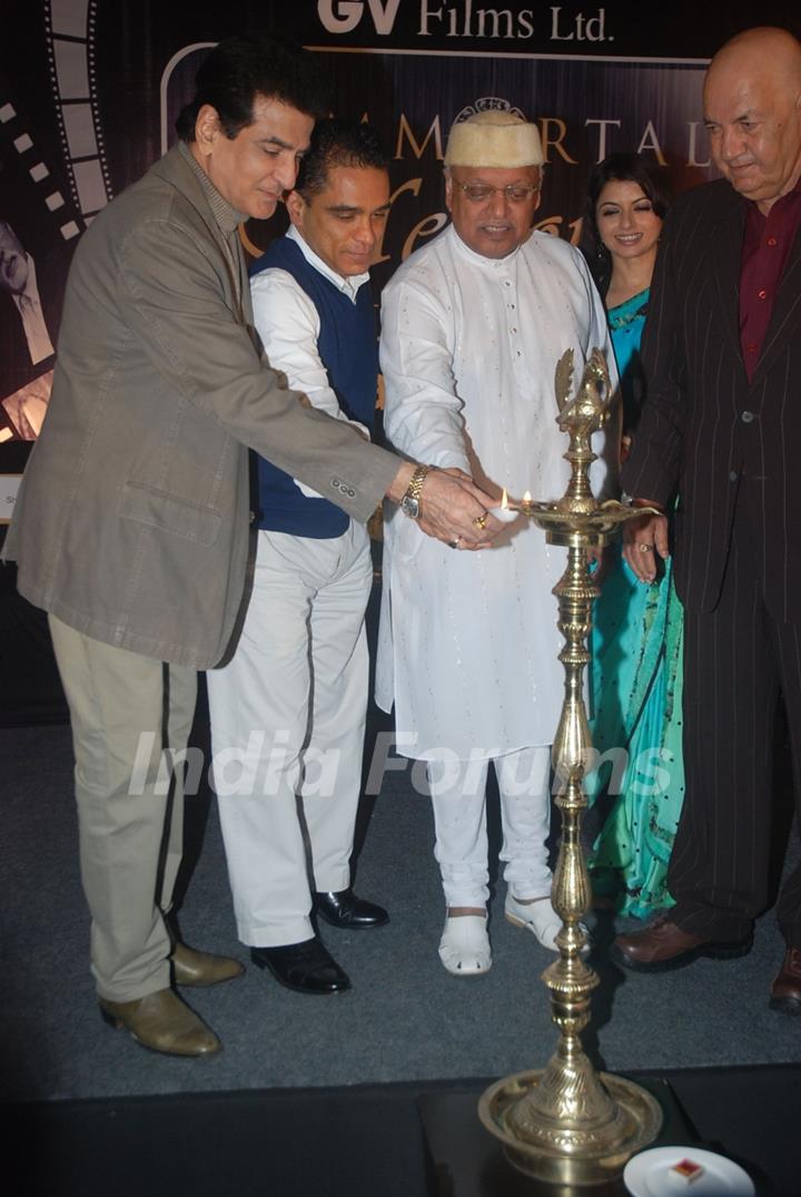 Jeetendra, Bhagyashree, Prem Chopra honoured at Immortal event at the JW Marriott