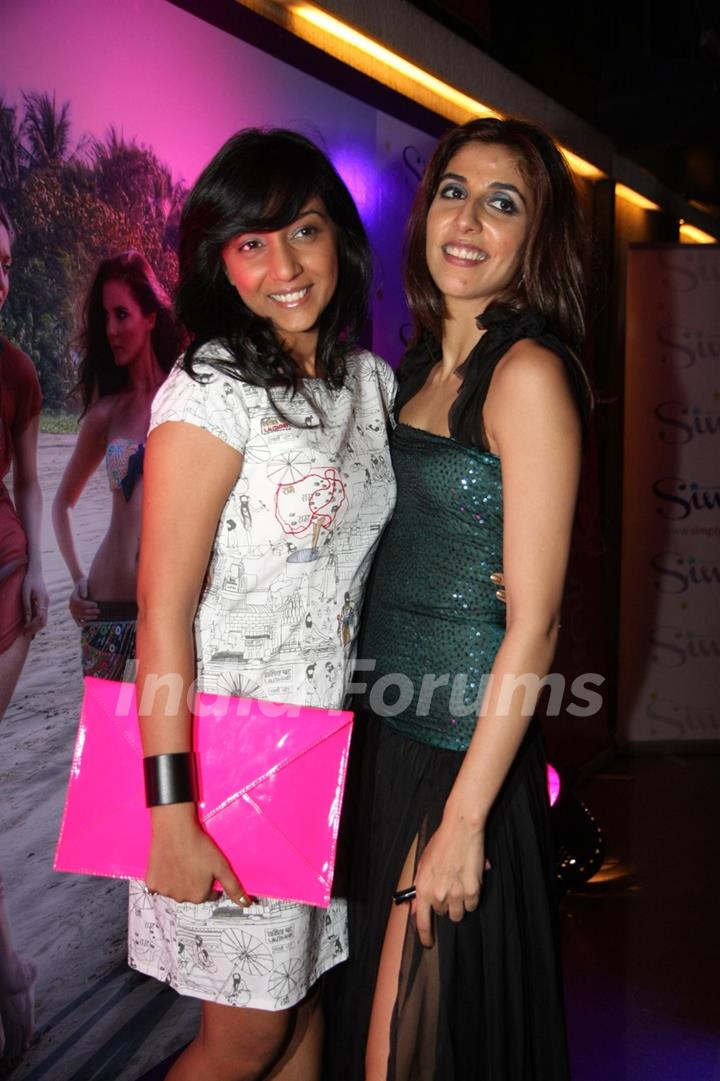 Shweta Salve at designer Simone Khambatta's new collection launch in Mumbai