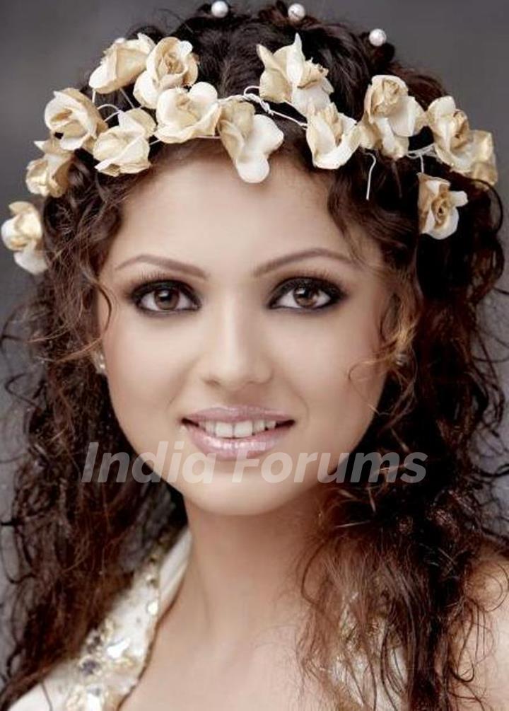 Drashti Dhami