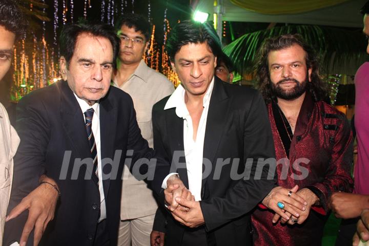 Shah Rukh Khan grace Dilip Kumar's 89th Birthday Party