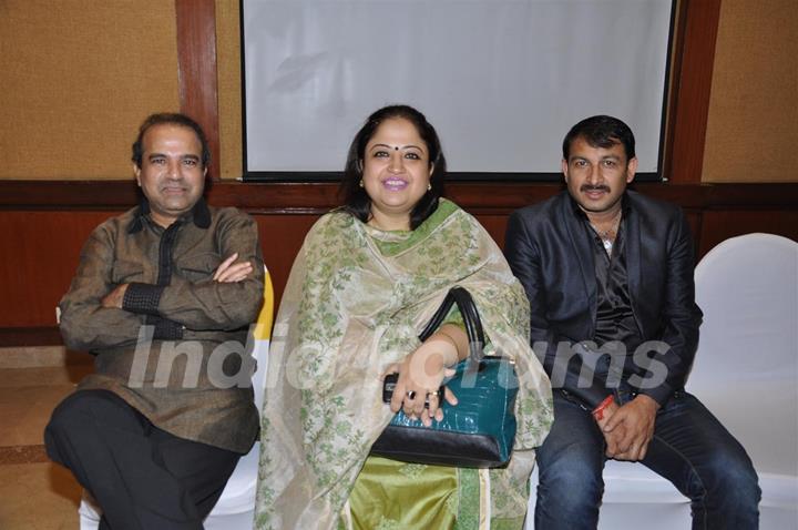 Suresh Wadkar and Manoj Tiwari at Sonu Nigam's music album launch at Andheri, Mumbai