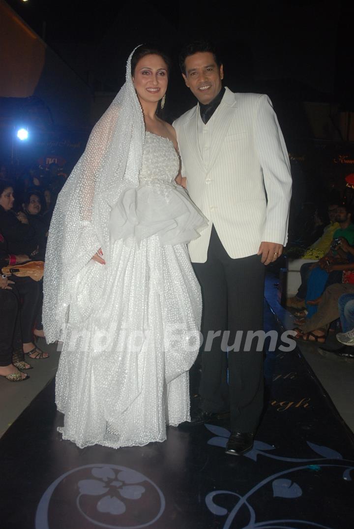 Anup Soni and Juhi Babbar on the ramp for Kawaljeet at The Wedding Cafe in Andheri