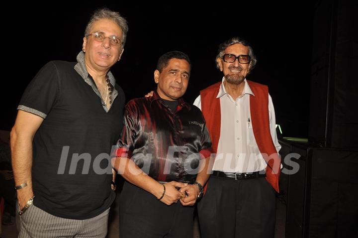 Aditya Raj Kapoor pledge their support to the ‘I Hate Fake’ campaign