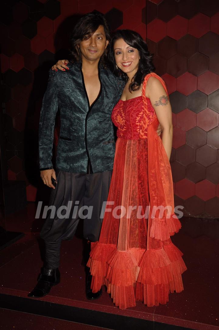 Madhurima with Shirish Kunder at Madhurima Nigam launches mens wear line in Trilogy.