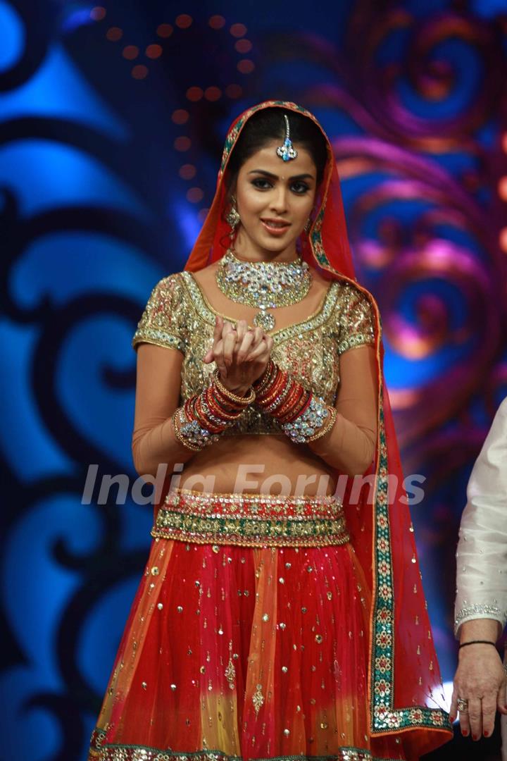 Genelia D’Souza add glamour to 'Nach Le Ve With Saroj Khan - Season 3'