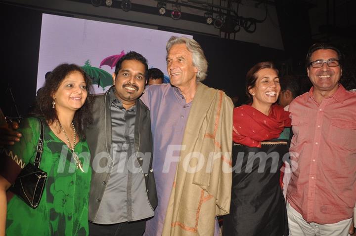 Shankar Mahadevan with JohnMcLaughlin grace live ‘King in Concert’ organized by Nagrik Shikshan Sans