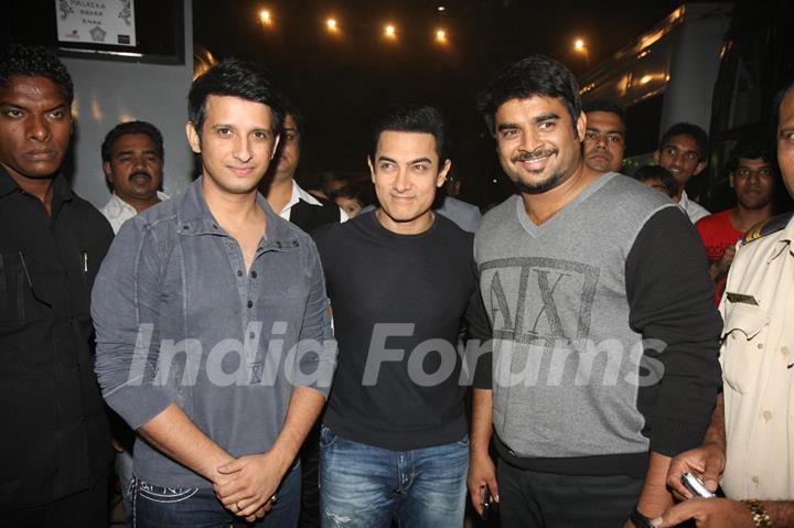 Aamir Khan, Sharman Joshi and R. Madhavan at Police event Umang-2012