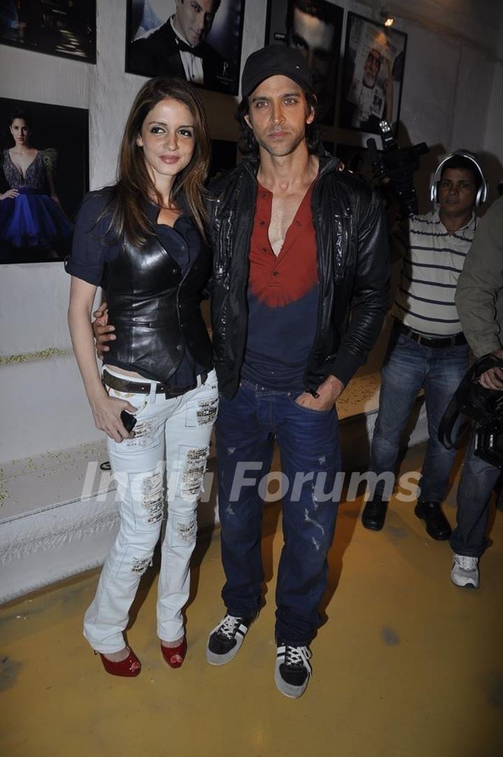 Hrithik Roshan with wife Sussanne K Roshan grace Dabboo Ratnani Calendar launch