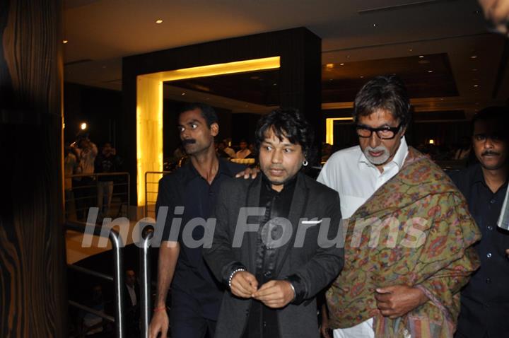 Kailash Kher with Amitabh Bachchan during the release of his new album &quot;Kailasha Rangeele&quot; in Mumbai