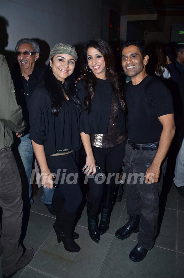 Celeb grace Captain Vinod Nair and Tulip Joshi Army Day bash